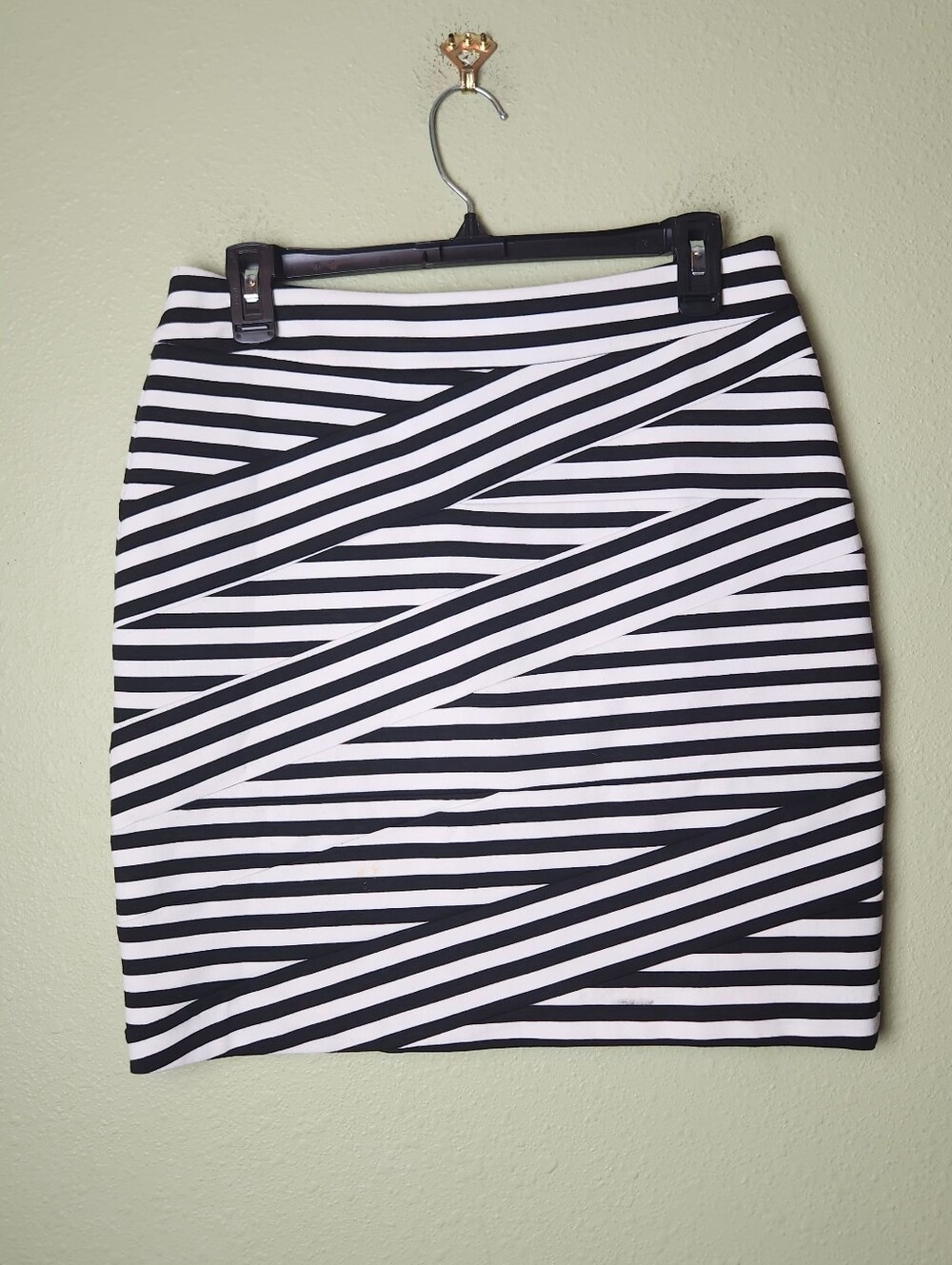 Express Black and White Striped Pencil Skirt Size 8
